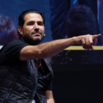 Ricardo Nunes Eletro é o homem que o Brasil viu e vê. Rodrigo Nunes é o “trator” que conduziu a máquina ao êxito