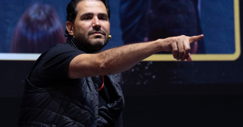 Ricardo Nunes Eletro é o homem que o Brasil viu e vê. Rodrigo Nunes é o “trator” que conduziu a máquina ao êxito